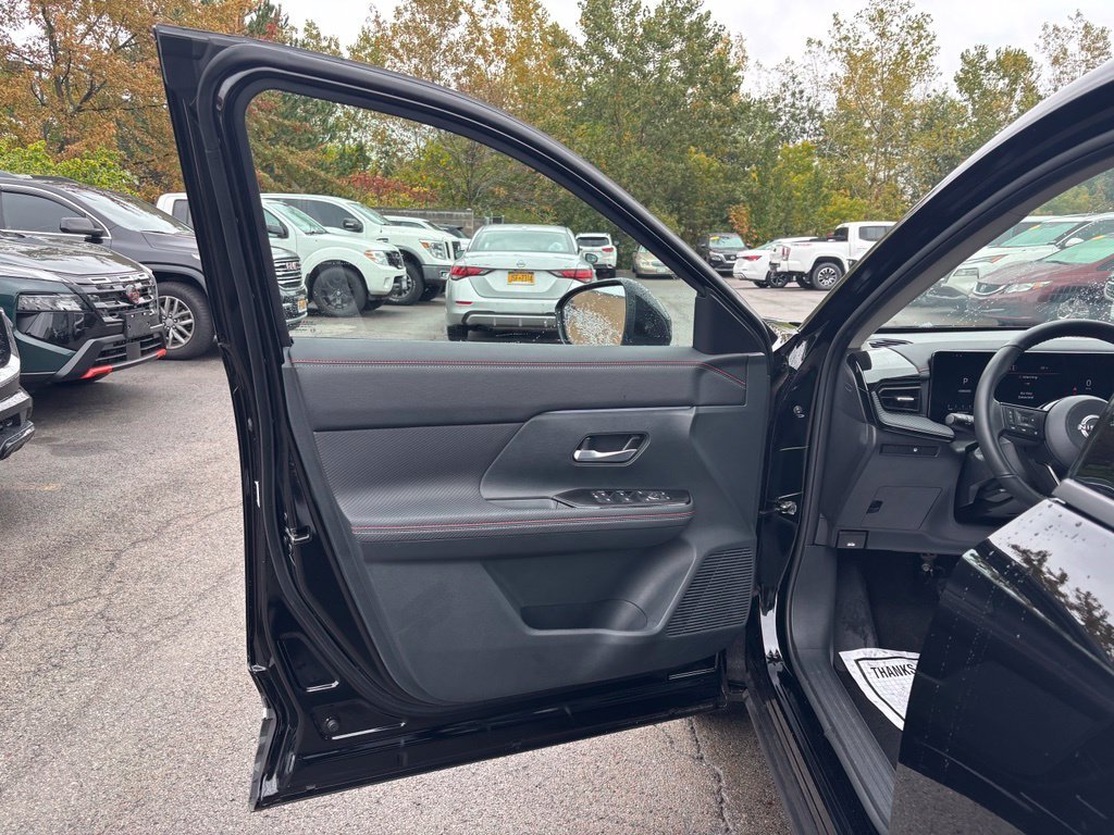 Certified Used 2026 Black Nissan SR image 18