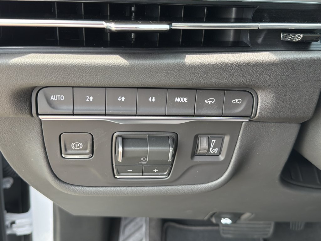 2026 Cadillac Escalade Luxury - Photo 35