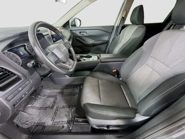 Used 2025 Gray Nissan SV image 19