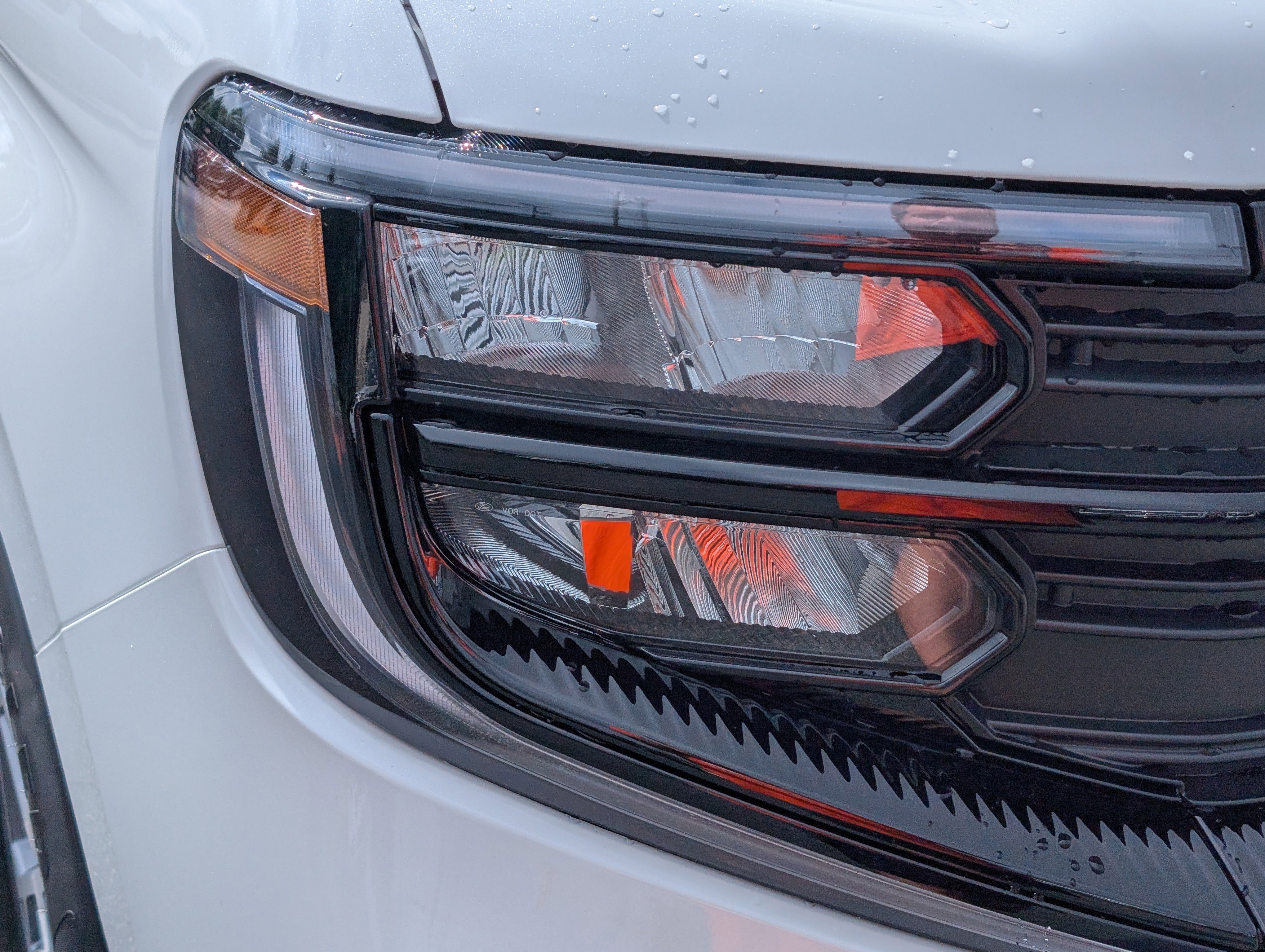 New 2026 Star White Metallic Tri-Coat FORD Active image 5