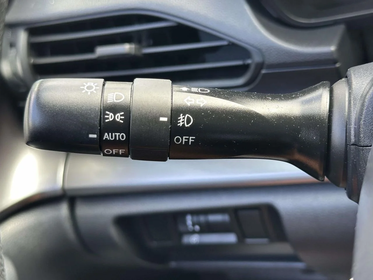Used 2024 Sapphire Blue Pearl Subaru Sport 5-Door image 31