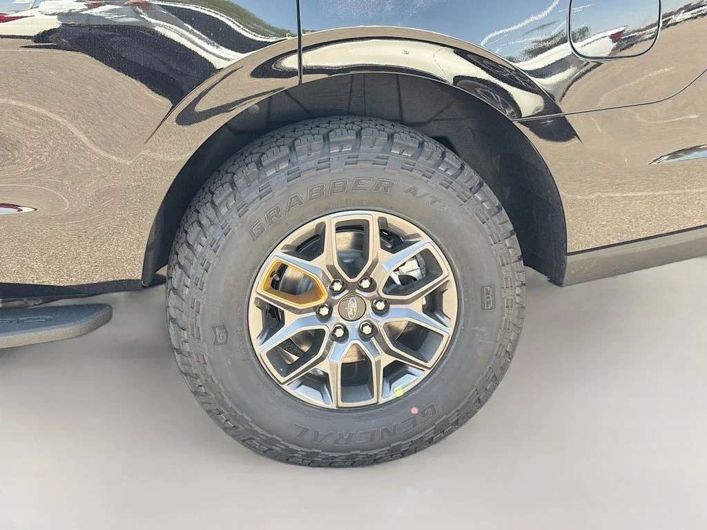New 2026 Agate Black Metallic Ford Tremor® image 10