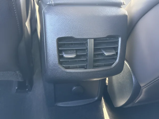 Used 2019 Black Ford SE image 21