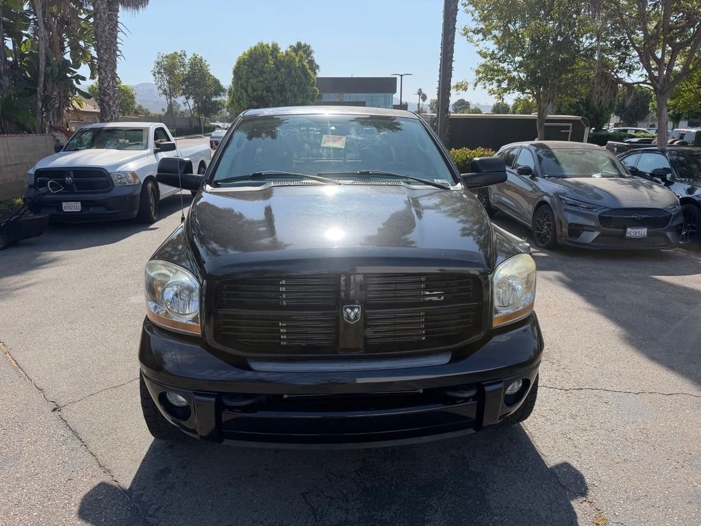 Used 2006 Black Dodge SLT image 2