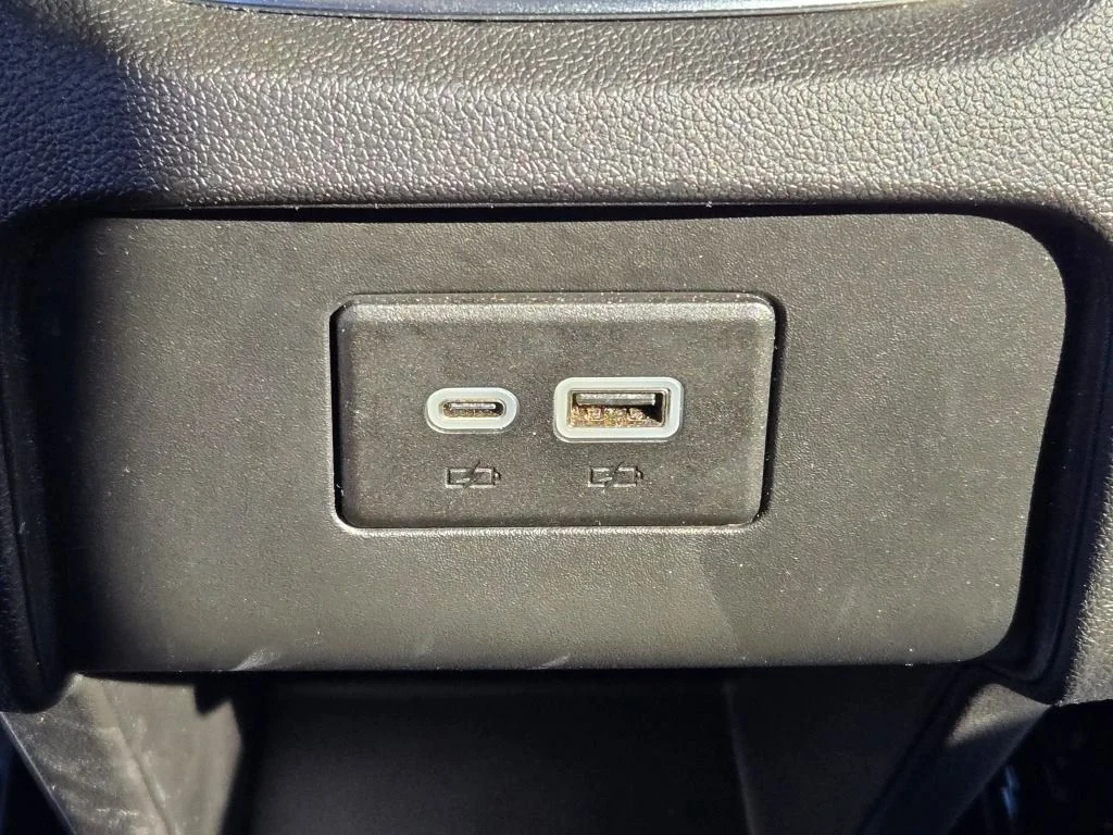 Used 2025 Black Chevrolet LT image 15