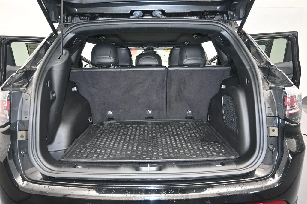 Certified Used 2023 Diamond Black Jeep Trailhawk image 11
