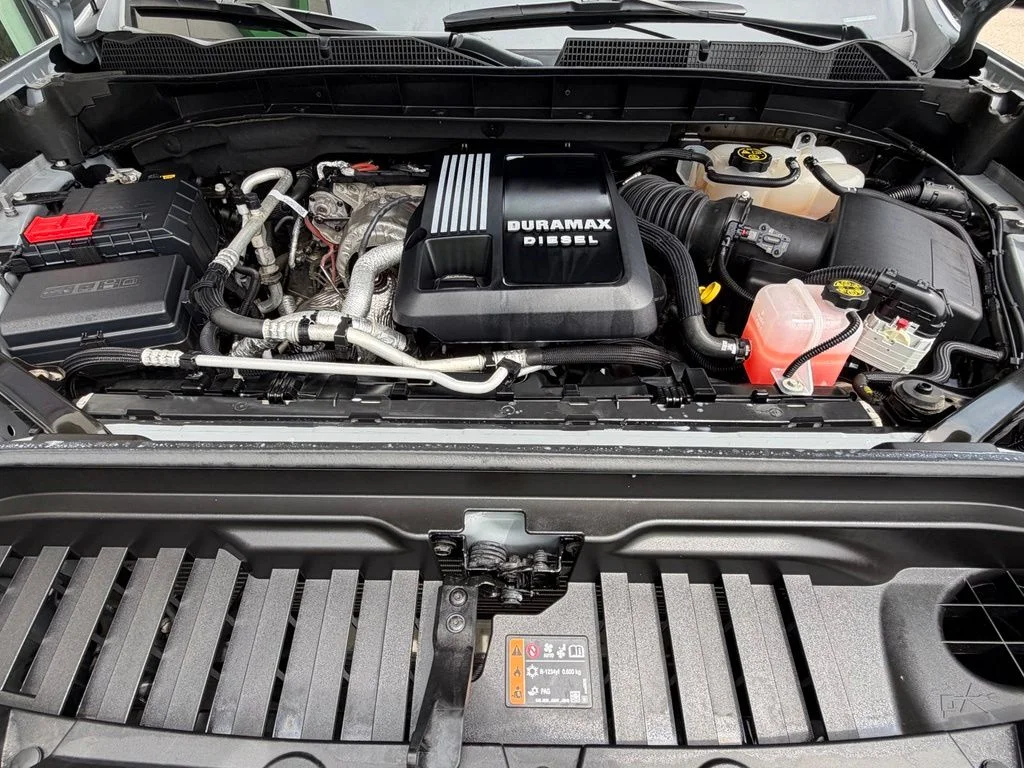 Used 2024 Gray GMC Elevation image 7