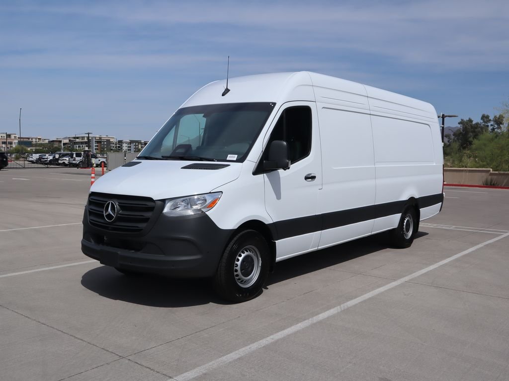 2026 Mercedes-Benz Sprinter 2500 170 Ext WB HO High Roof's photo