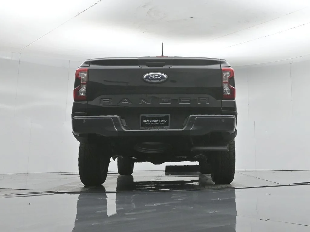 New 2026 Shadow Black Ford XLT image 46