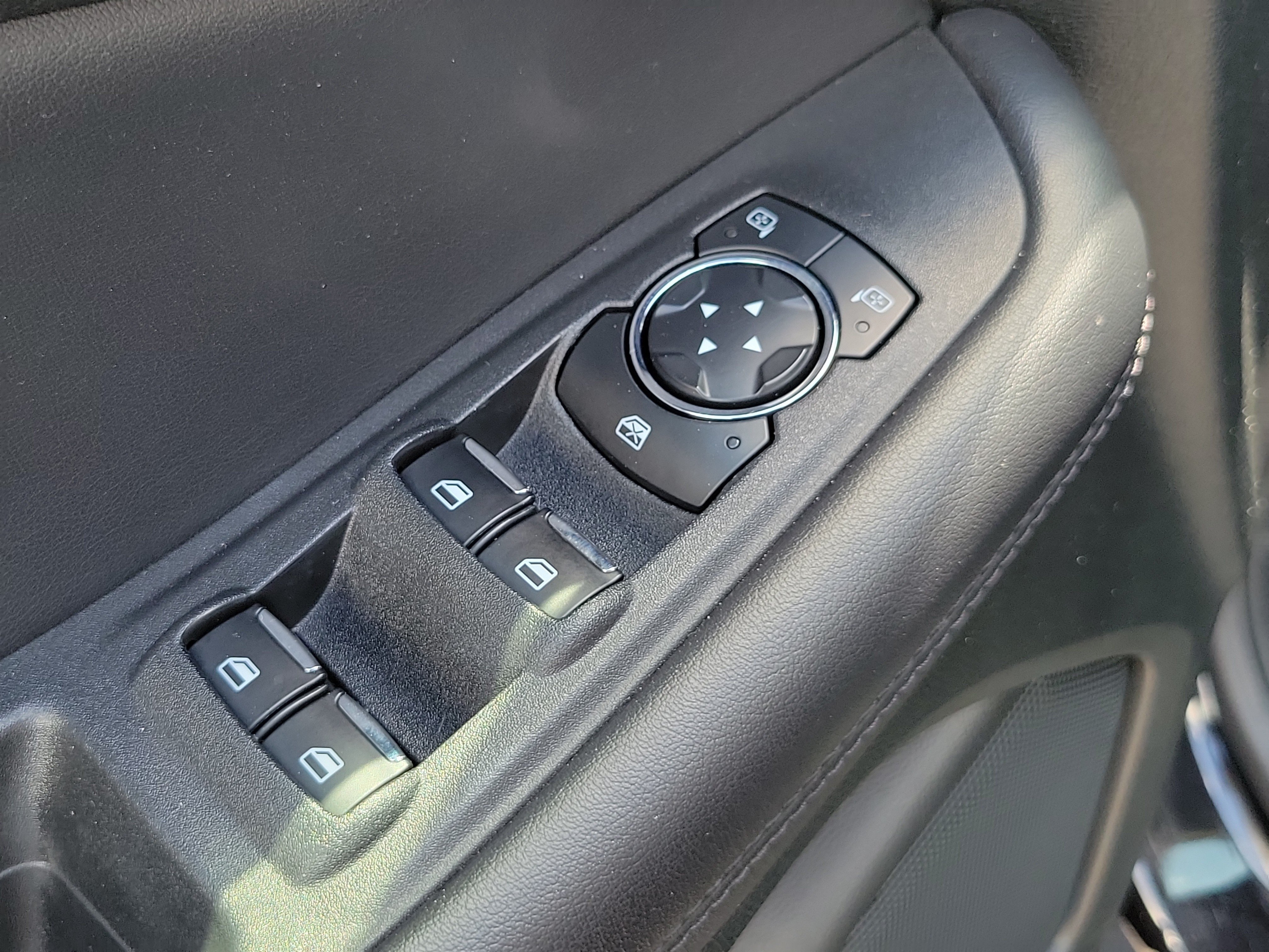 Used 2024 Agate Black Metallic Ford SEL image 13