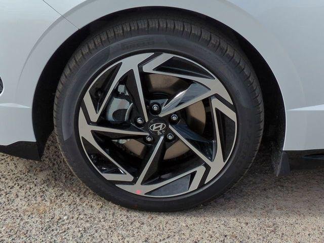 New 2026 White Hyundai SEL Sport image 11
