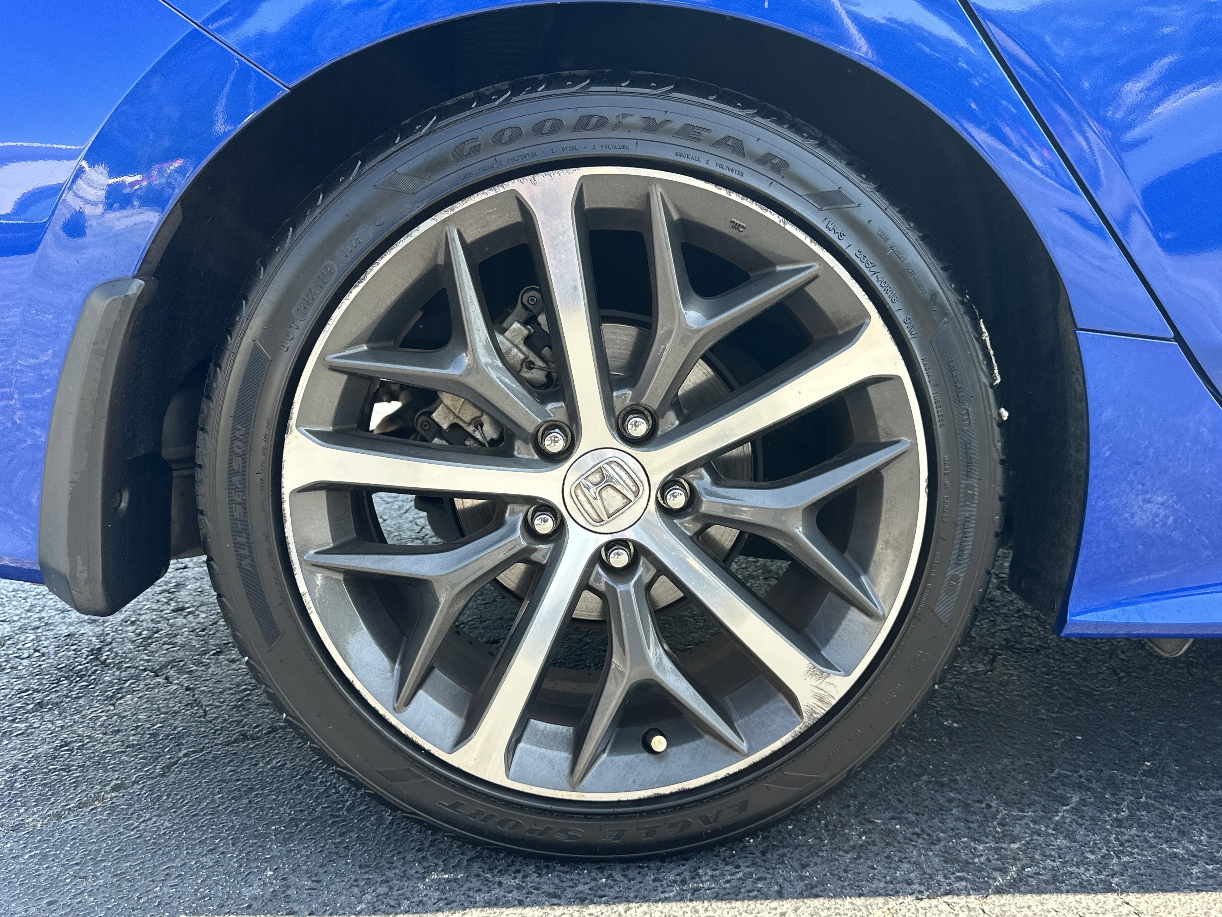 Used 2022  Honda Touring image 18
