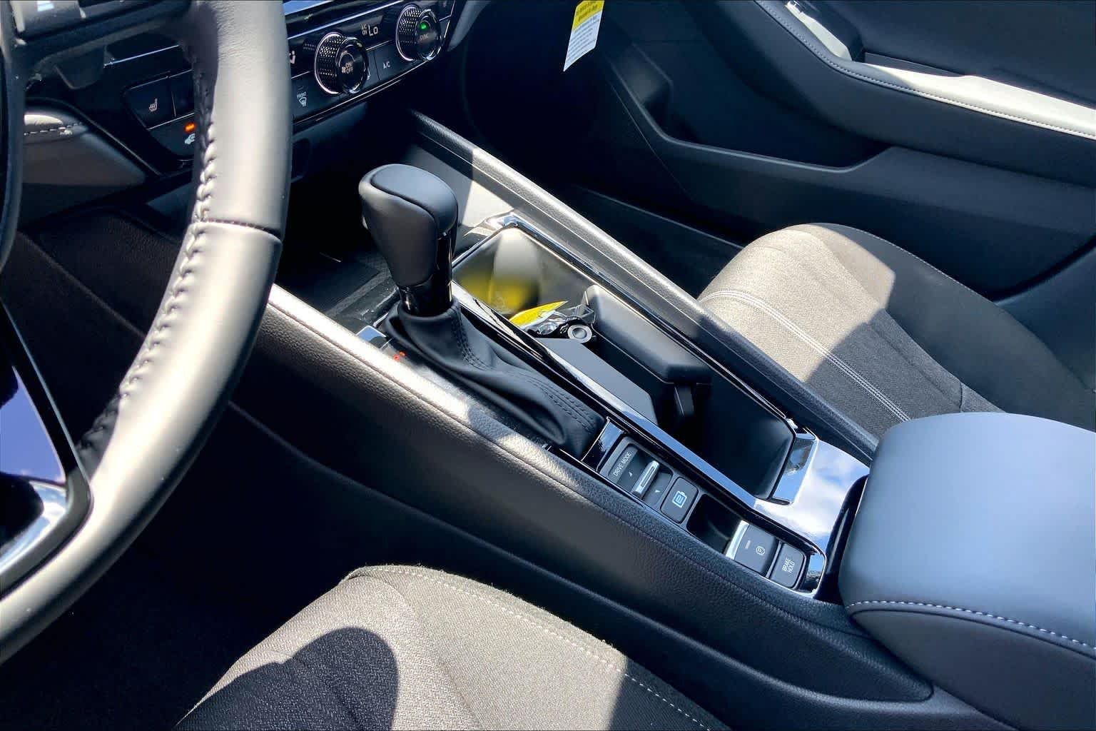 New 2026 Platinum White Pearl Honda Sport Hybrid image 7