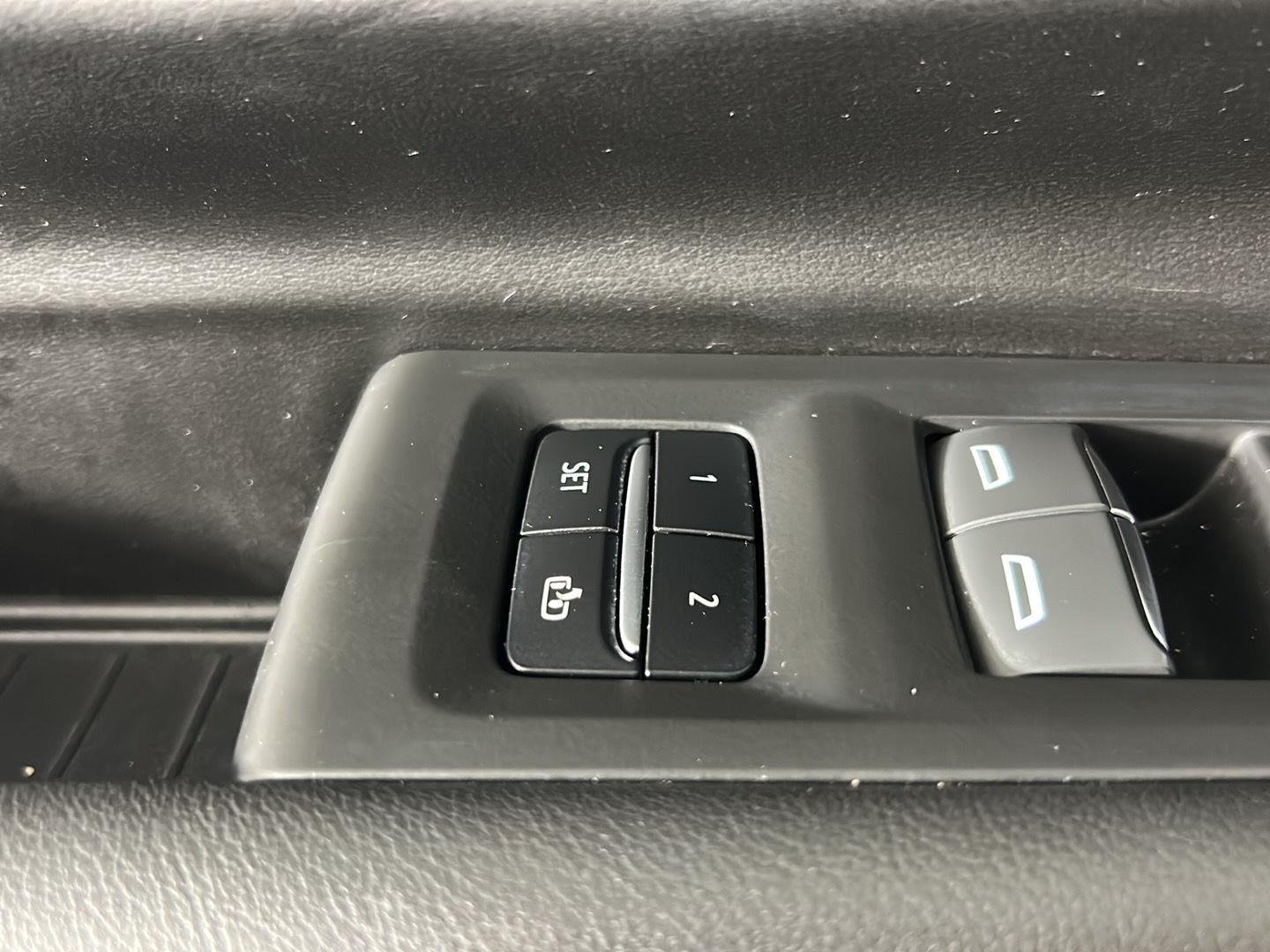 Used 2023 Summit White Chevrolet High Country image 23