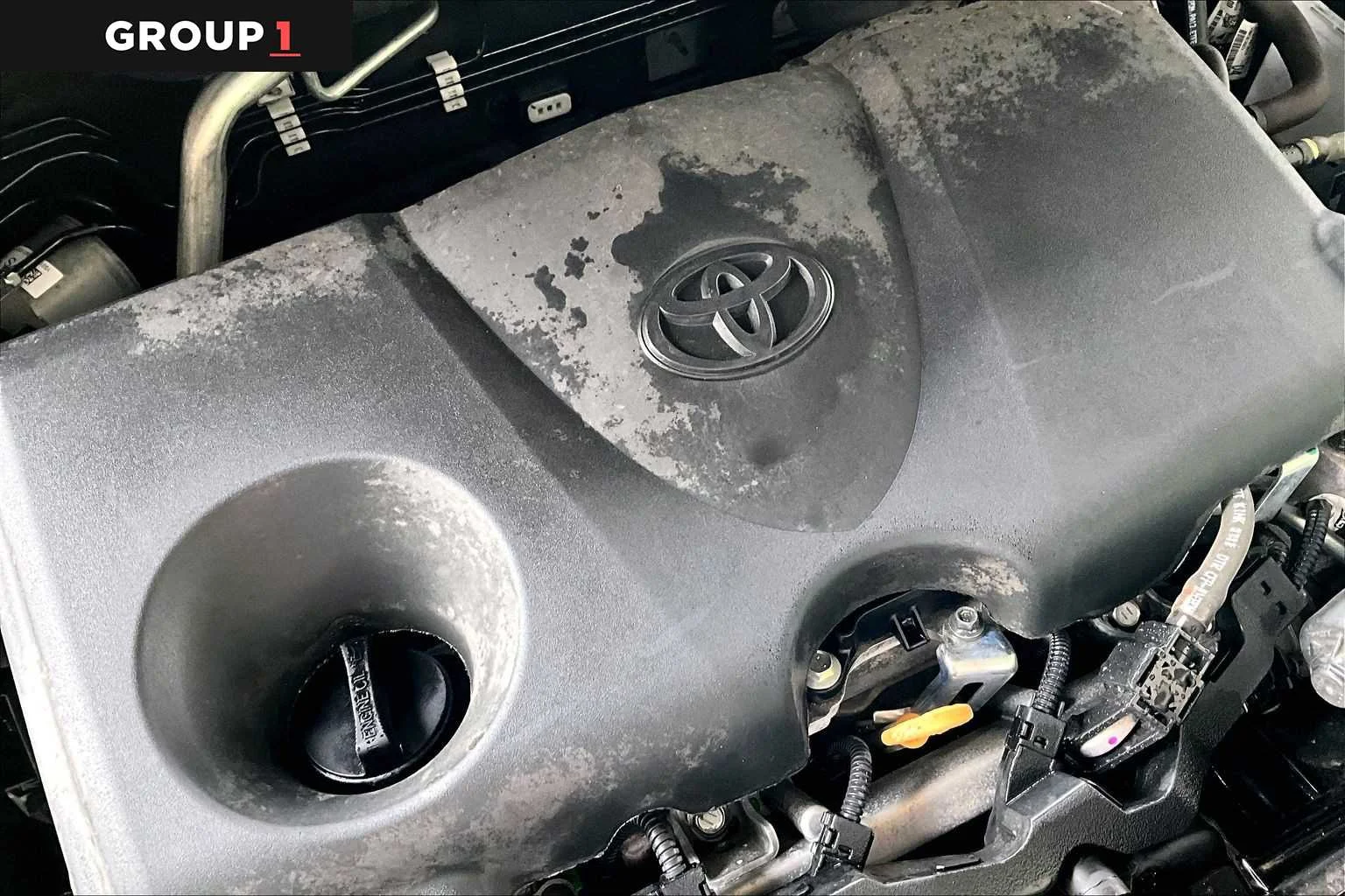Used 2025 Midnight Black Metallic Toyota XLE image 31