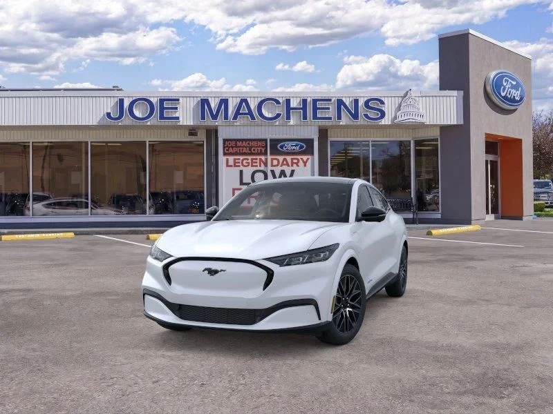 New 2026 Star White Metallic Tri-coat Ford Premium image 3