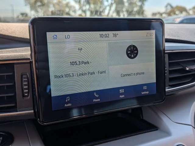 Used 2024 Silver Ford XLT image 23