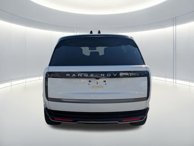 New 2026 Fuji White Land Rover SE image 7