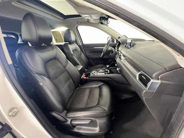 Used 2018 White Mazda Touring image 42