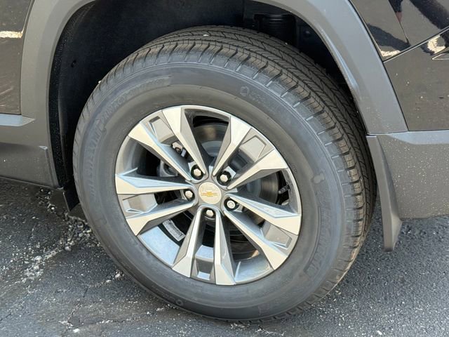 New 2026 Mosaic Black Metallic Chevrolet LT image 9
