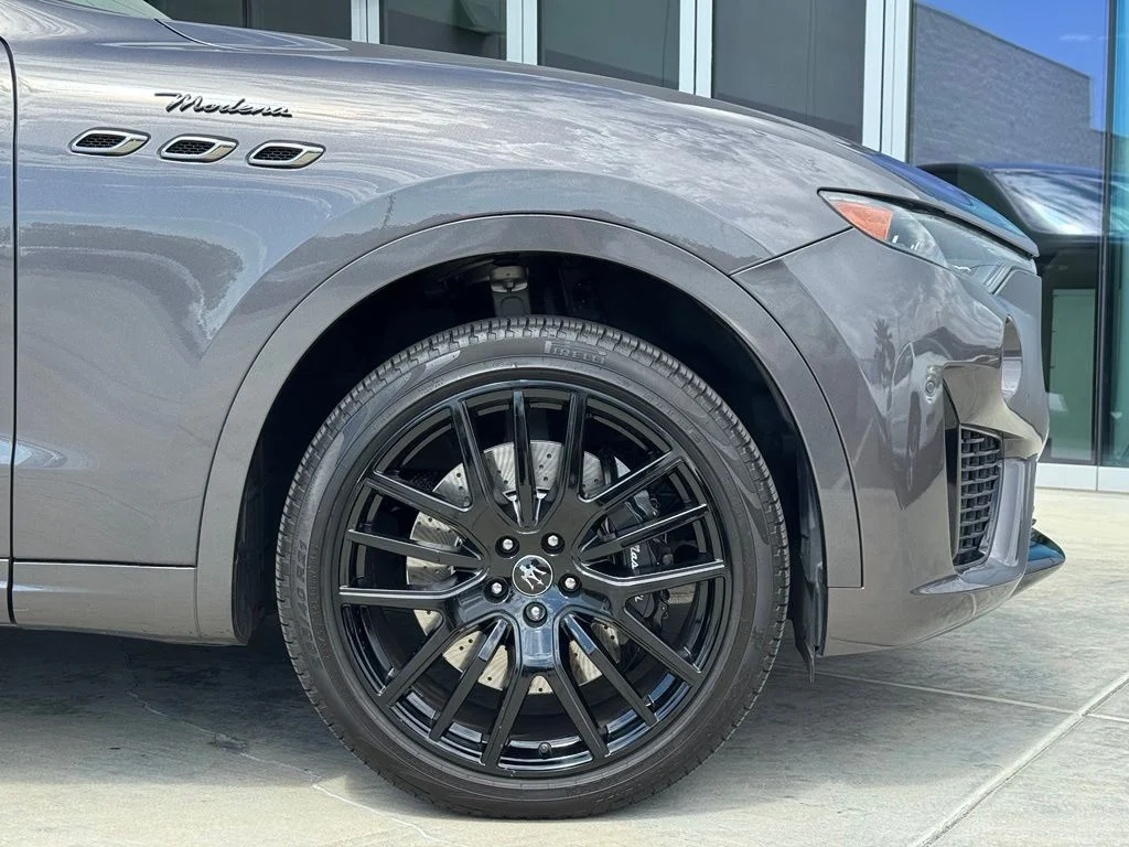 Certified Used 2022 Grigio Maratea Metallic Maserati Modena image 10