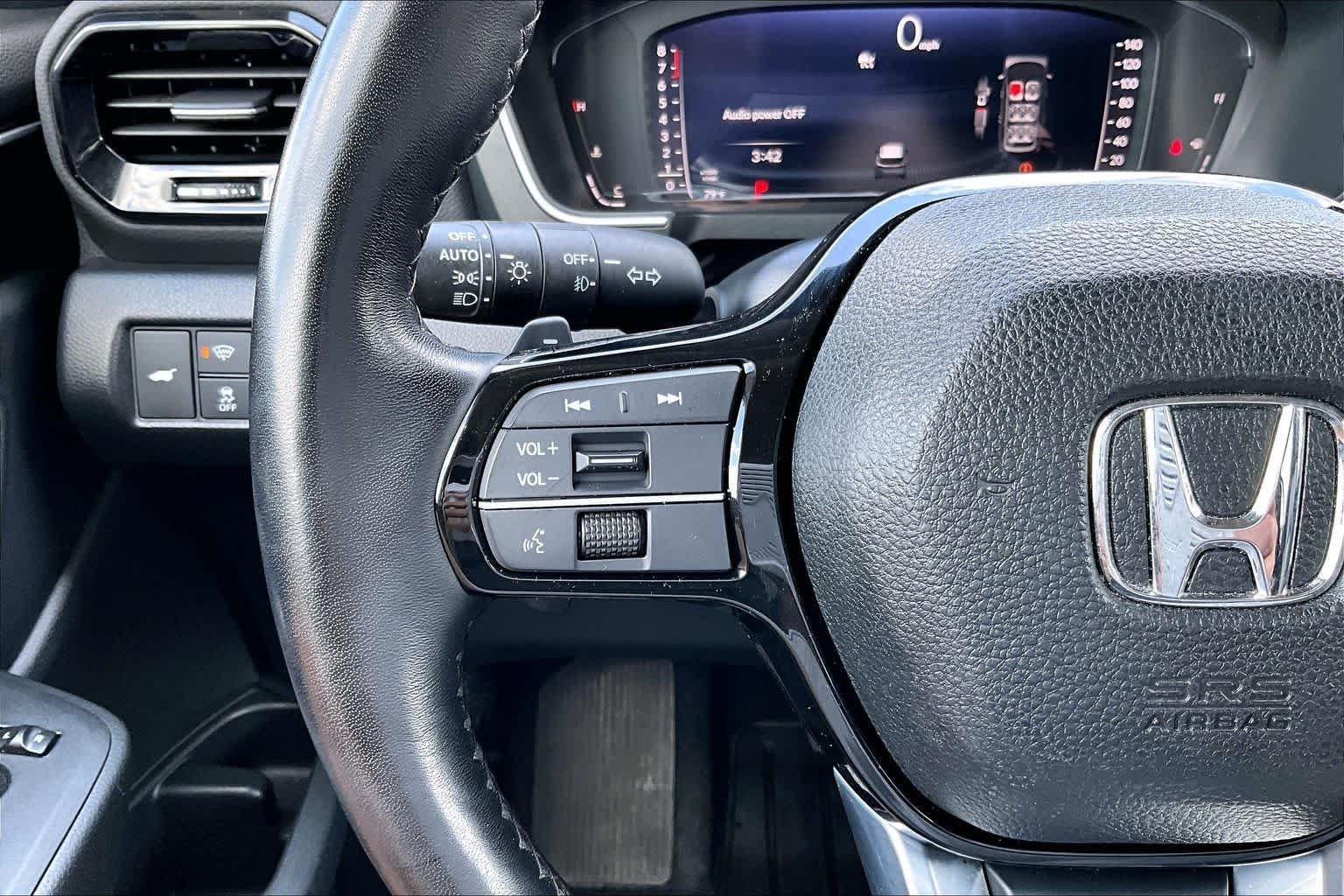 2023 Honda Pilot Elite - Photo 24