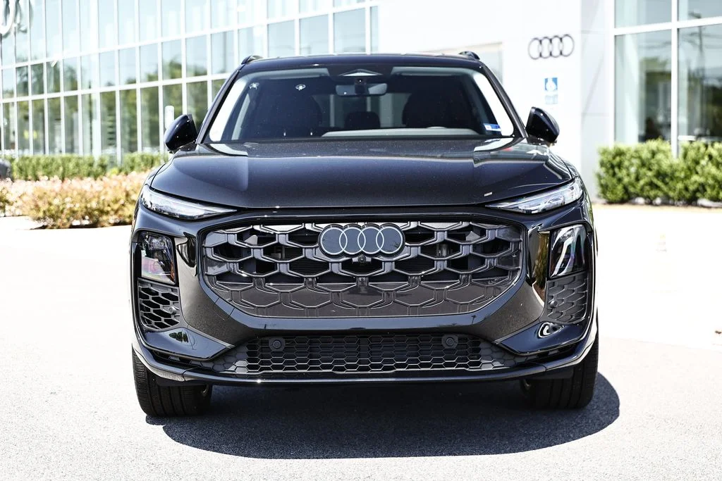 Used 2026 Mythos Black Metallic Audi S line image 13