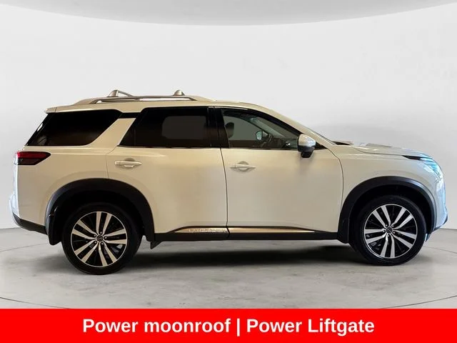 Used 2024 White Nissan Platinum image 7