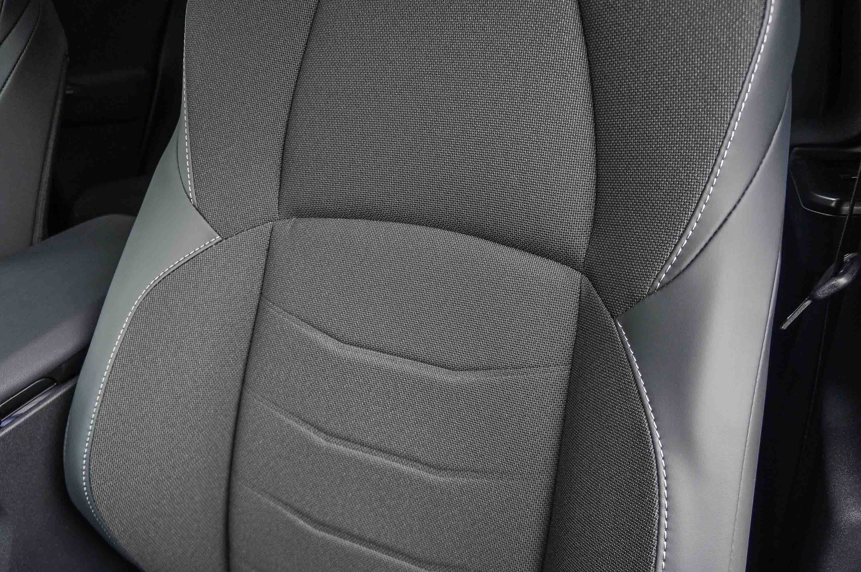 2026 Toyota C-HR SE - Photo 27