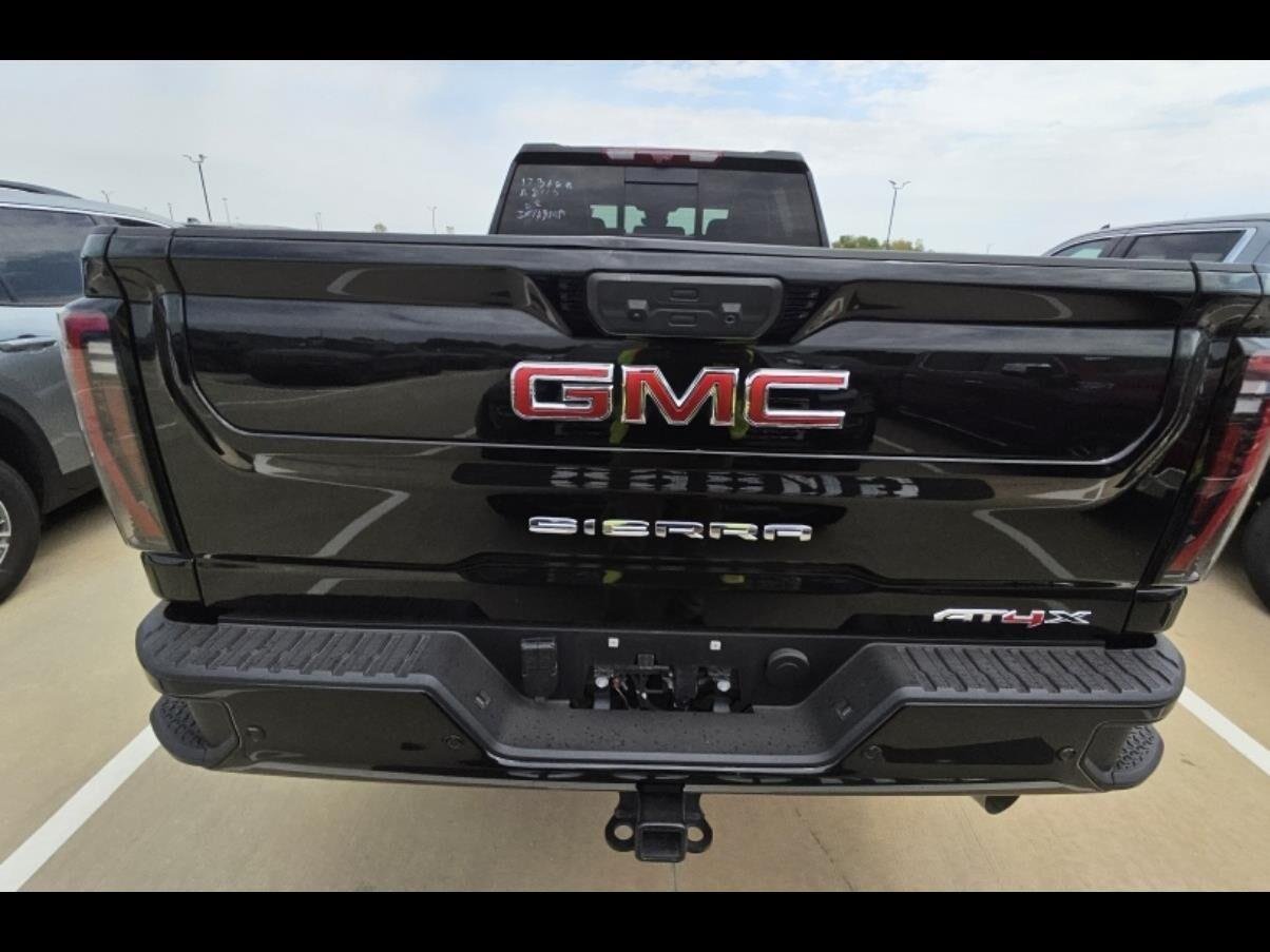 Used 2026 Onyx Black GMC AT4X image 5