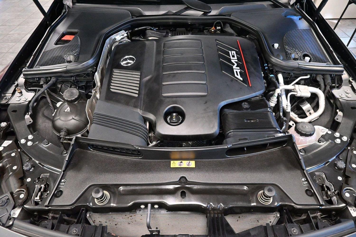 Used 2024 MANUFAKTUR Graphite Grey Magno Mercedes-Benz AMG® GT 53 image 33