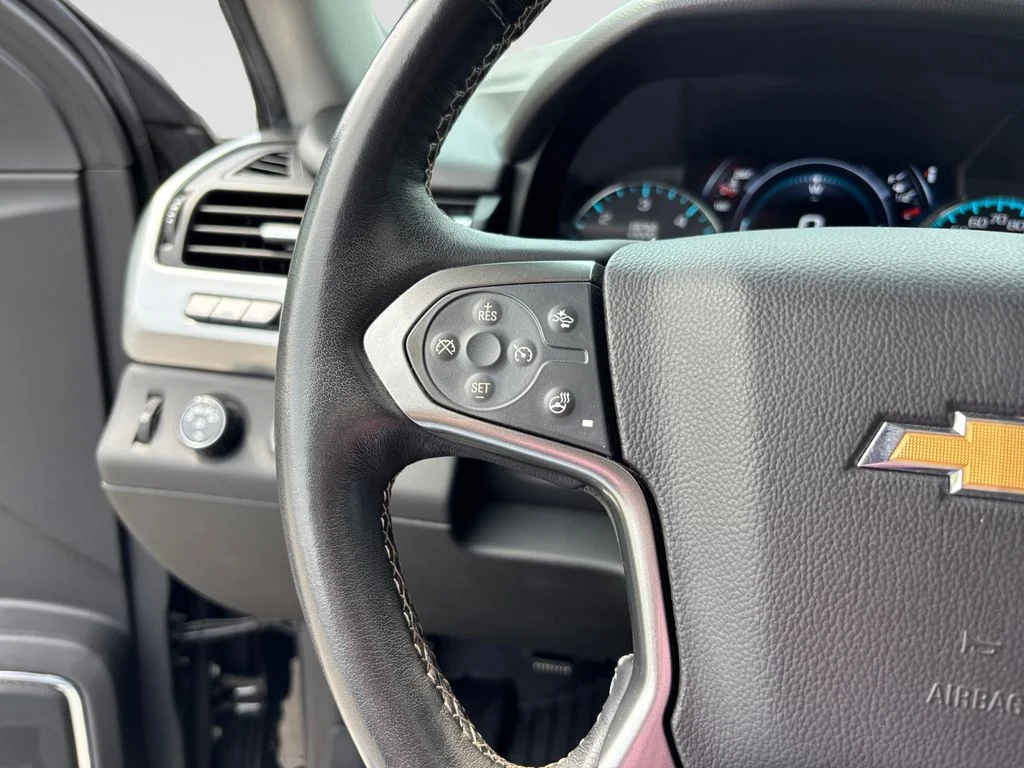 Used 2019 Black Chevrolet Premier image 26