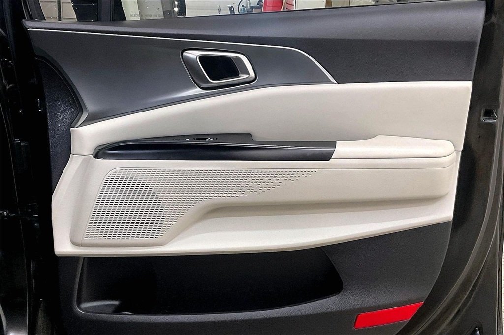 2024 KIA CARNIVAL - Image 23