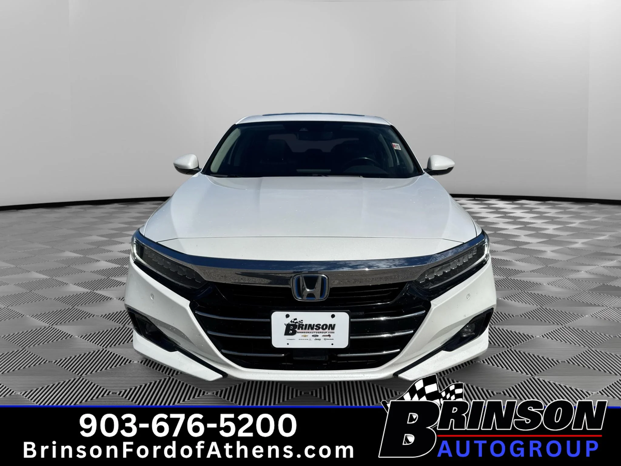 Certified Used 2022 Platinum White Pearl Honda EX-L image 2