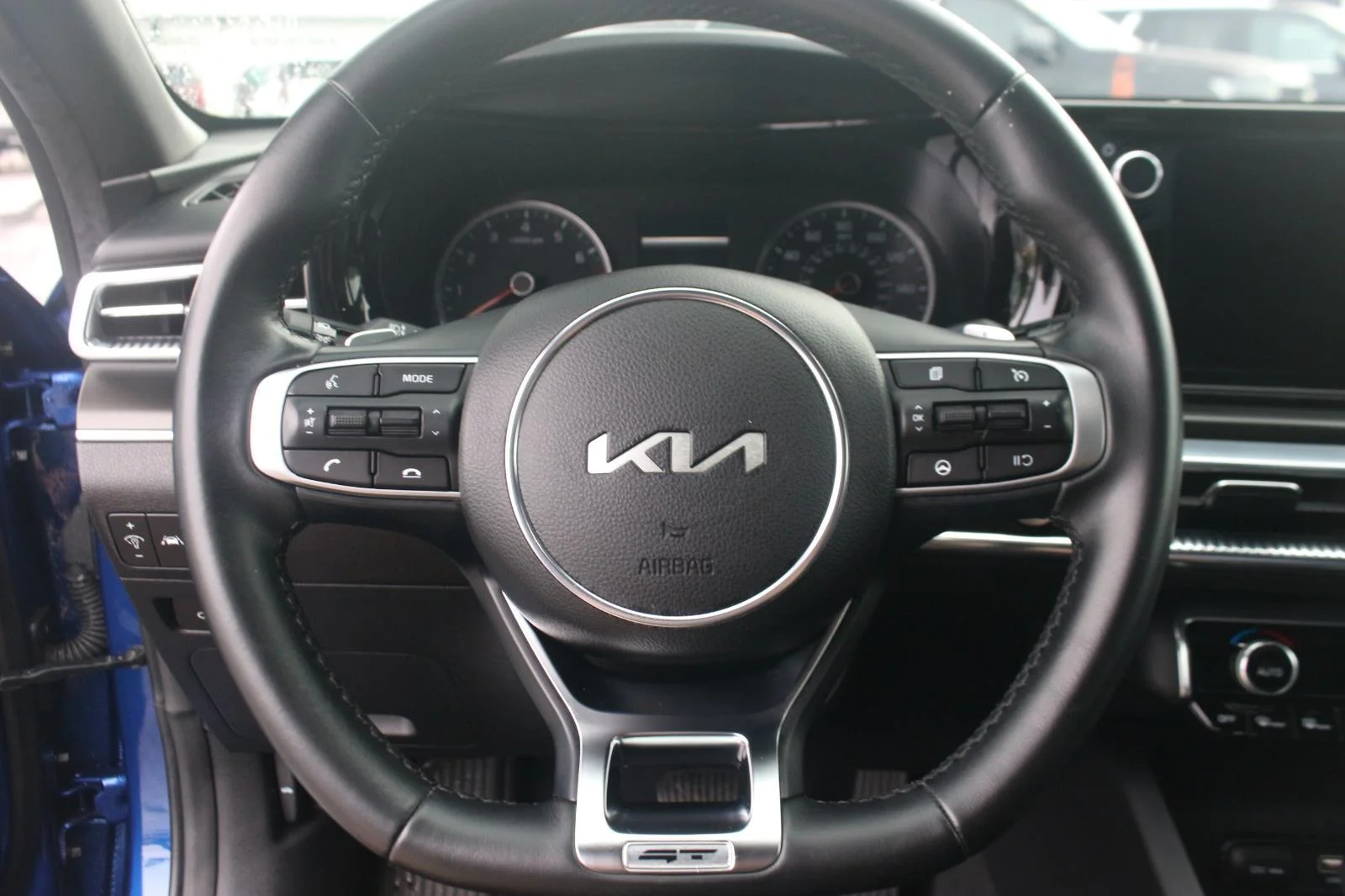Used 2024 Blue Kia GT image 15