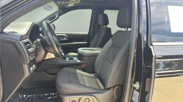 Used 2022 Black Chevrolet LS image 16