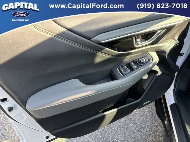Used 2025 White Subaru Onyx Edition image 20