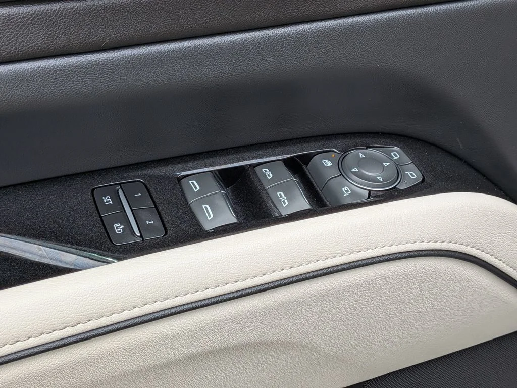 Used 2023 Silver Cadillac Sport image 16