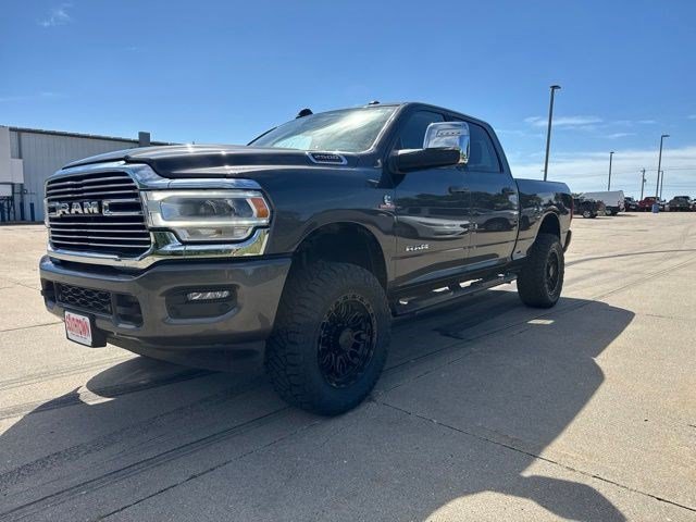 Used 2024 Granite Crystal Metallic Clearcoat Ram Laramie image 3