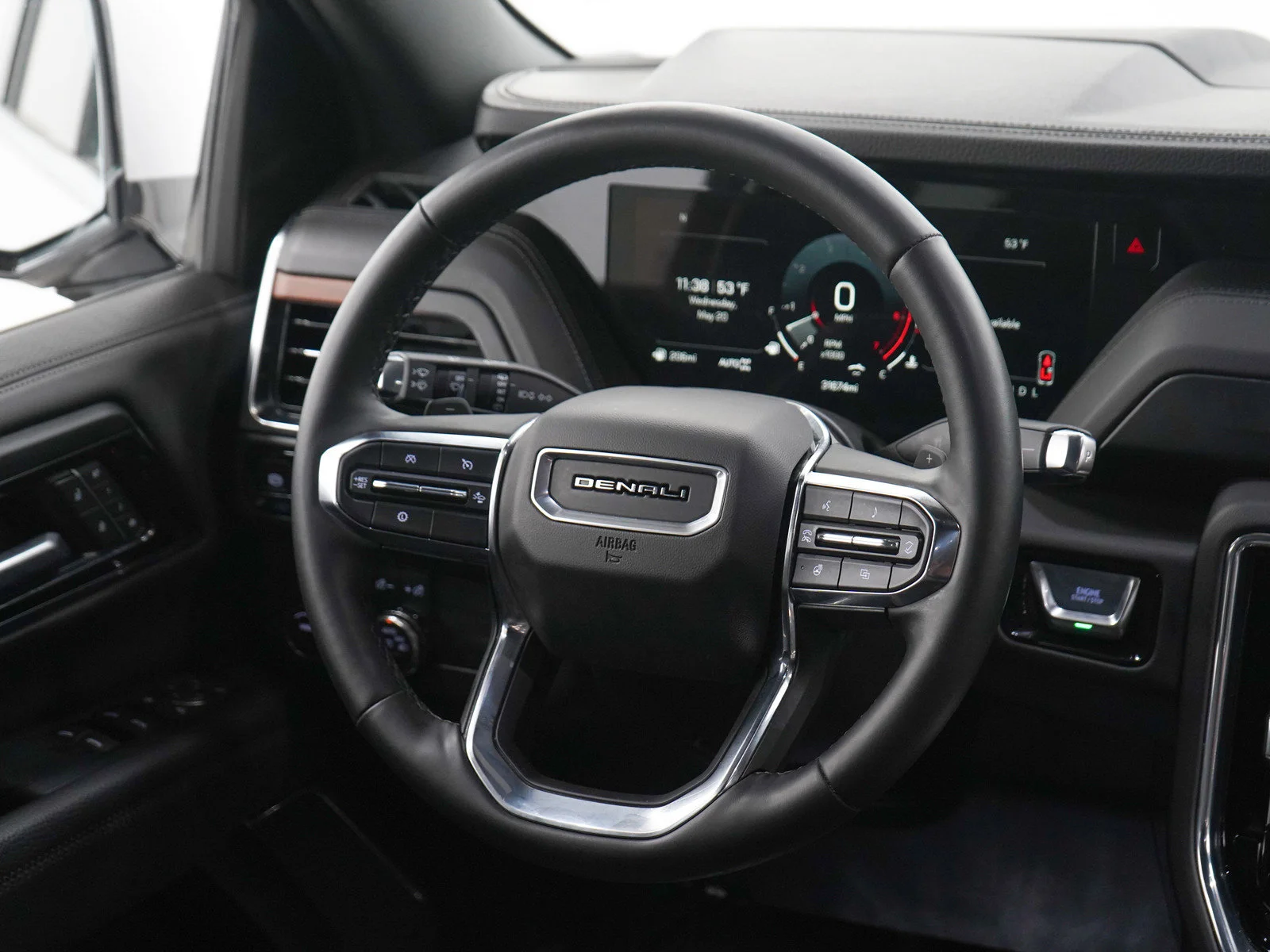 Used 2025 Summit White GMC Denali image 15