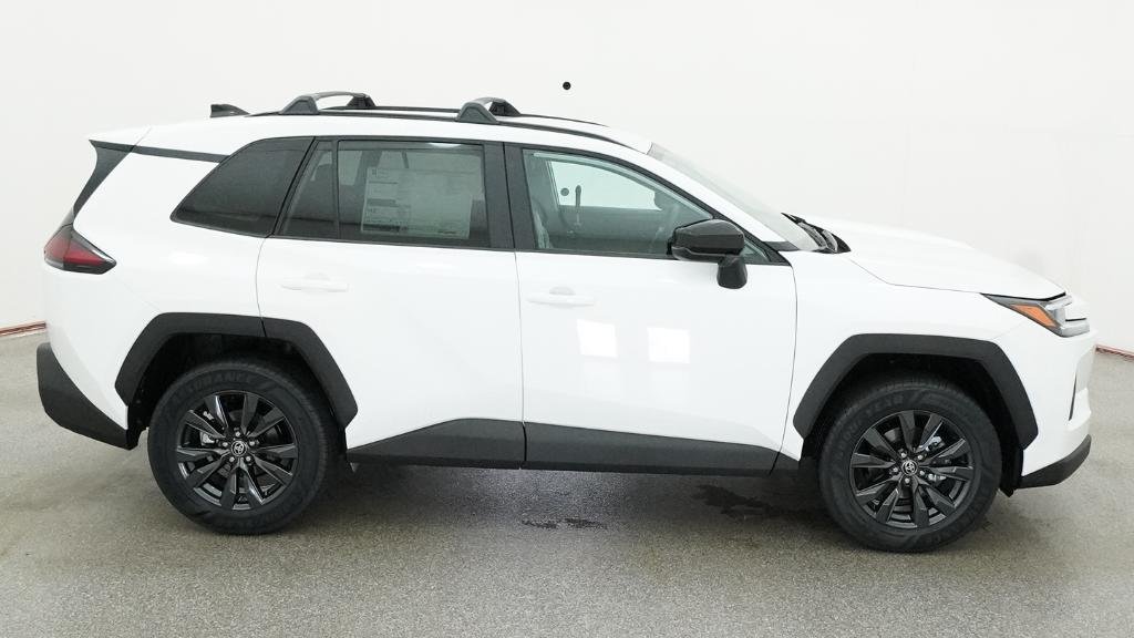 New 2026 Ice Cap Toyota XLE Premium image 18