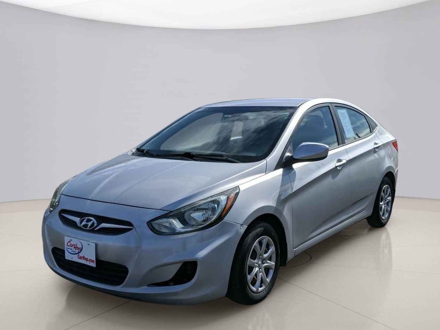 2014 Hyundai Accent GLS 4-Door 6-Speed Manual's photo