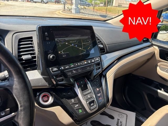 Used 2019 White Diamond Pearl Honda Elite image 17