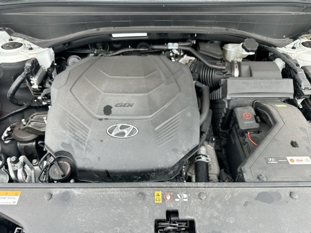 Used 2025 White Hyundai Calligraphy image 27