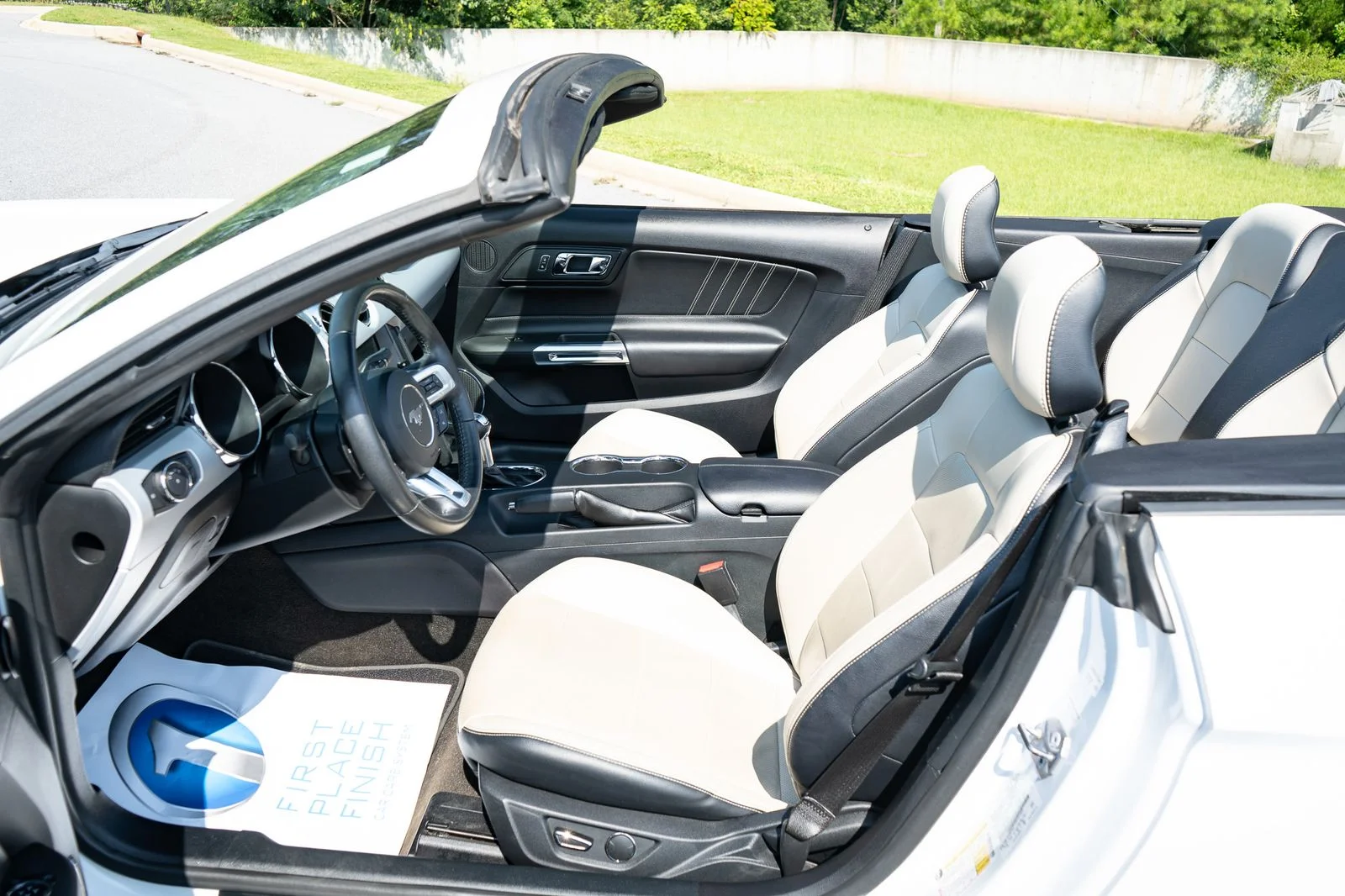 Used 2016 White Ford EcoBoost Premium image 13