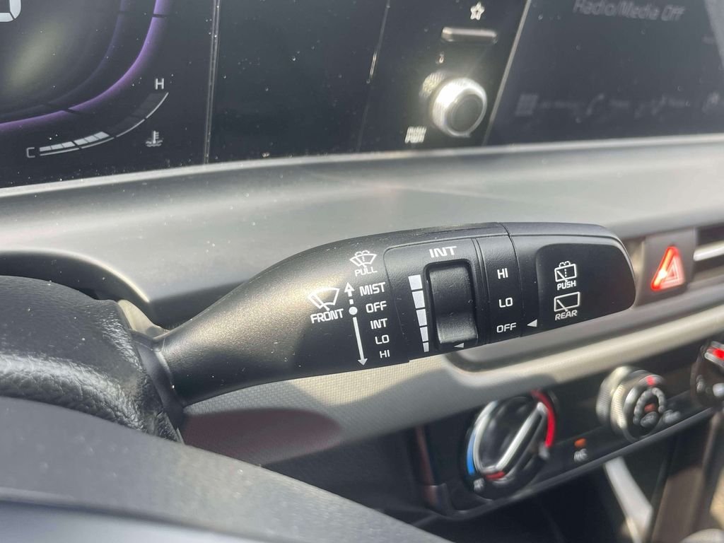 Used 2024 White Kia LX image 23