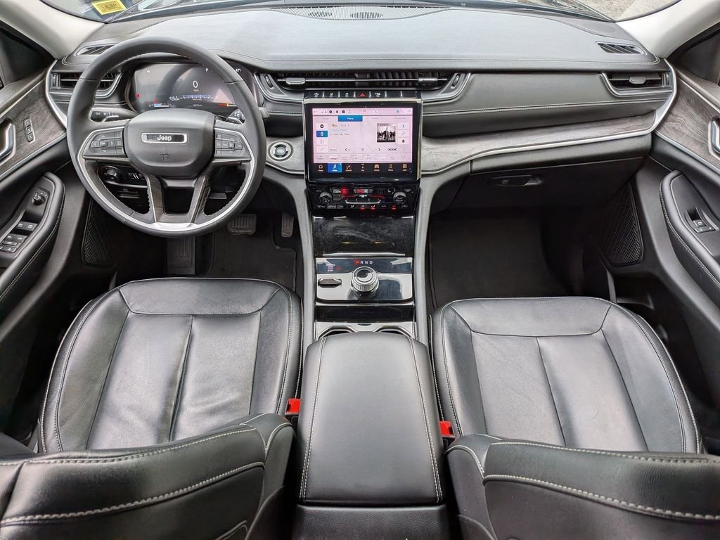 Used 2023 Black Jeep Limited image 22