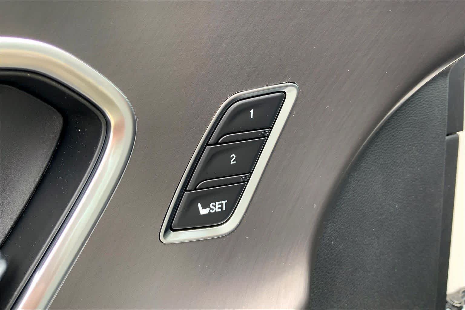 New 2026 Platinum White Pearl Acura  image 19