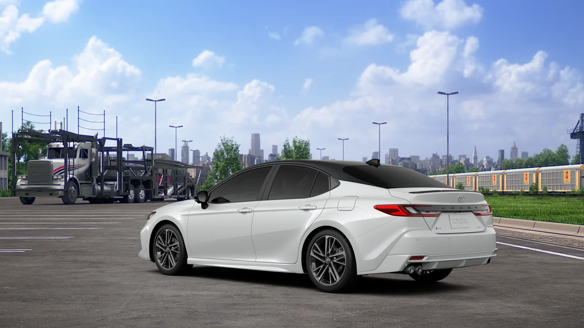 New 2026 Wind Chill Pearl with Midnight Black Metallic roof Toyota XSE image 6