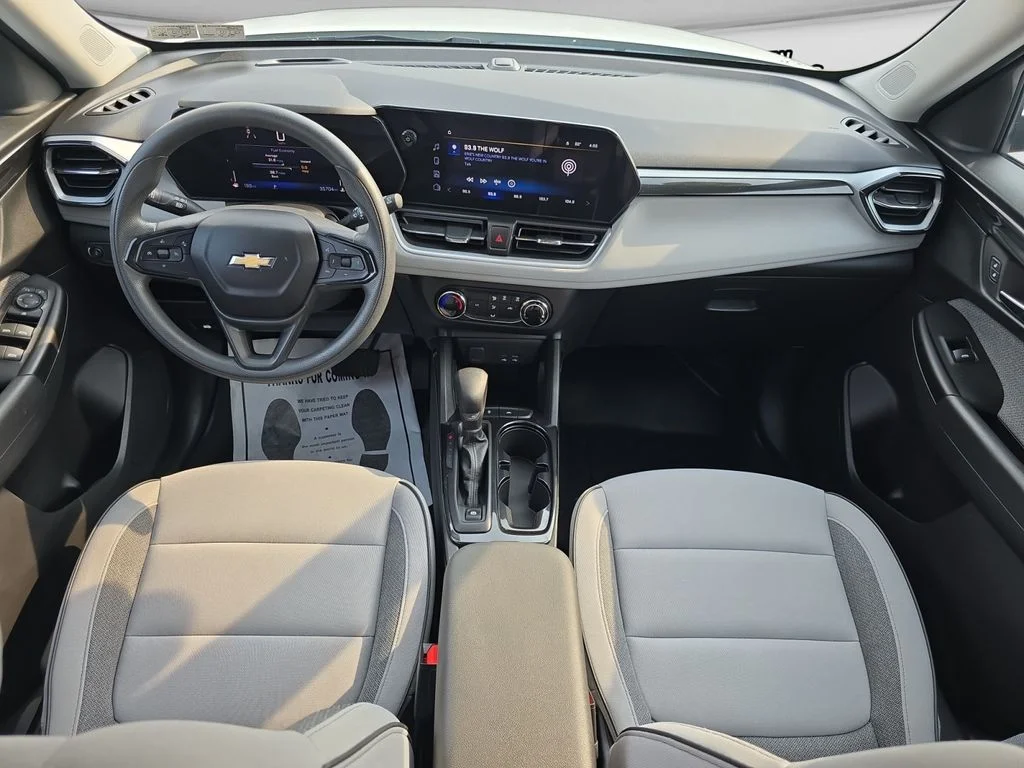 Used 2024 Summit White Chevrolet LS image 8